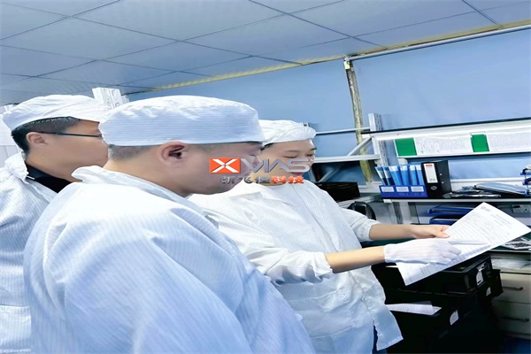 國(guó)外客戶(hù)到訪我司參觀PCBA代工現(xiàn)場(chǎng)