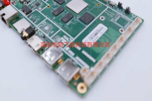 ?SMT貼片加工工廠中：PCB是先貼片還是先分板？