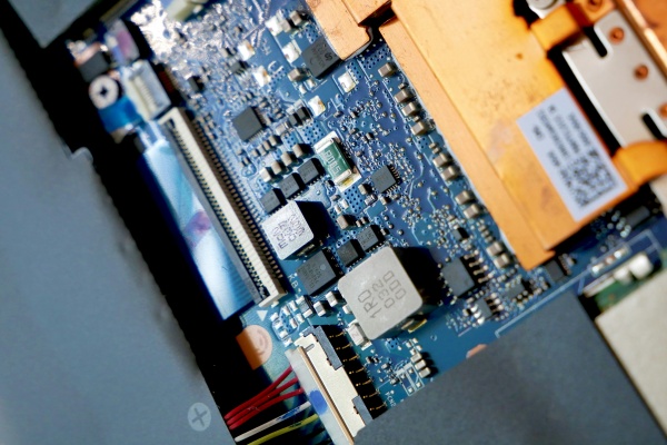 ?淺析：多層PCB組裝加工中的層間對準與壓合技術