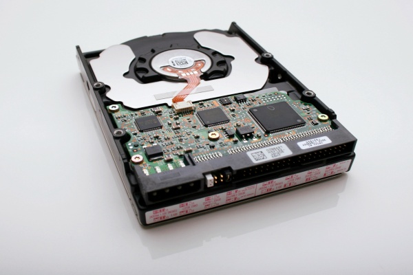 如何判斷SMT貼片廠的貼片技術(shù)是否過關(guān)